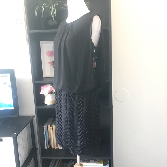 R & M RICHARDS PETITE dress. NWT 6P - Picture 8 of 12